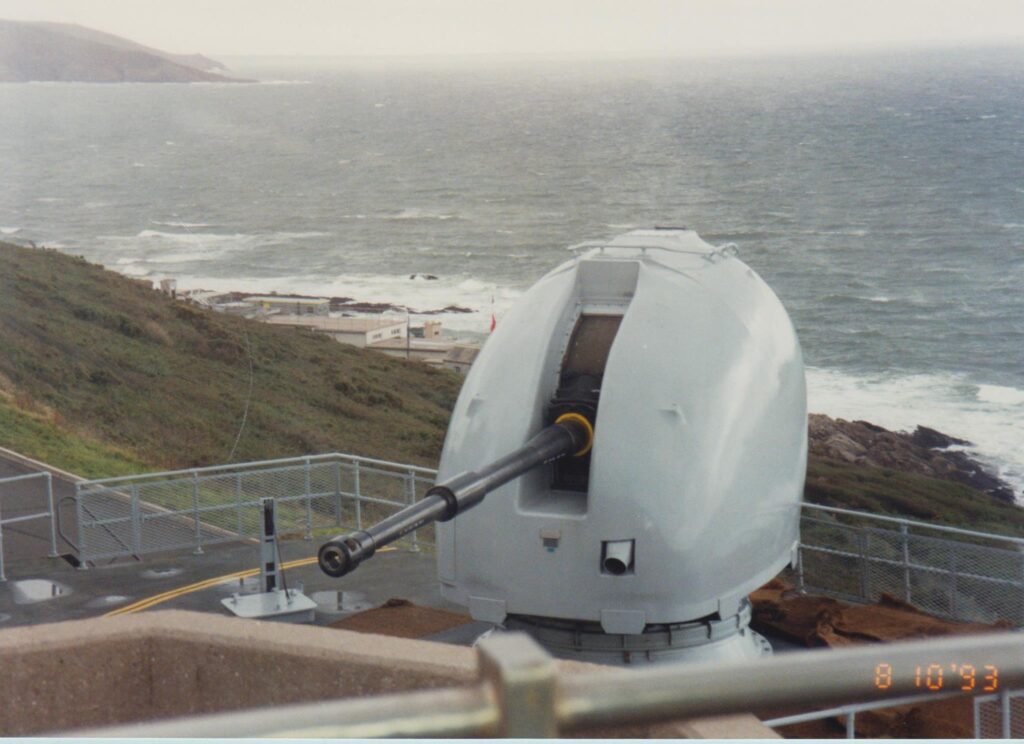 HMS Cambridge 4.5MK 8 Gun