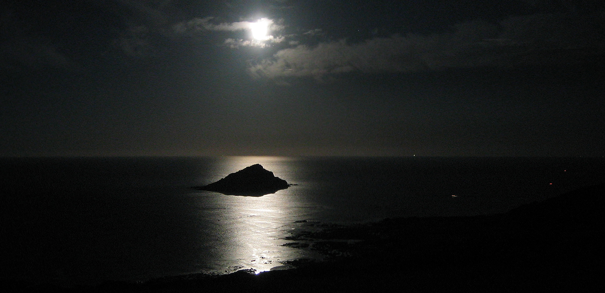 Mewstone Moonlit